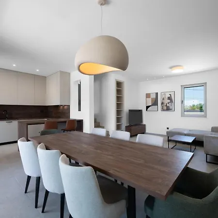 Villa Dina & Laura Luxury In