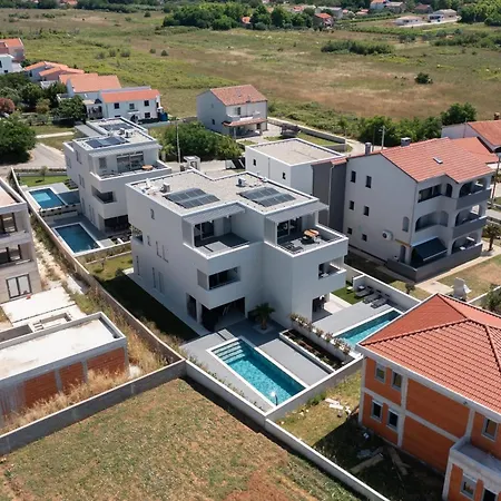 Villa Dina & Laura Luxury In