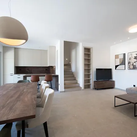 Villa Dina & Laura Luxury In